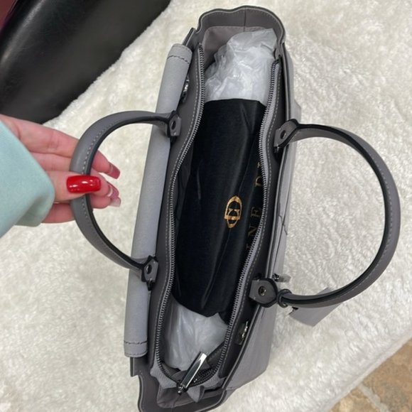 Céline Dion BAROQUE SATCHEL - Picture 8 of 10